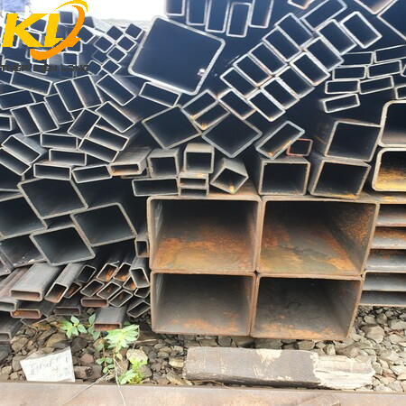 THÉP HỘP ĐEN 30X60X4MM
