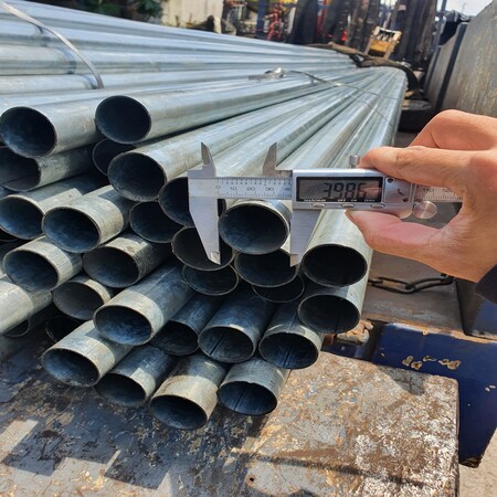 THÉP ỐNG PHI 40/ ỐNG THÉP MẠ KẼM PHI 40 