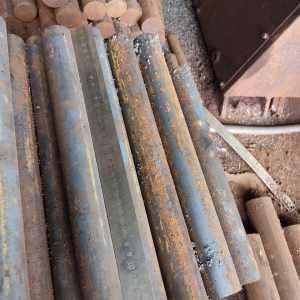 THÉP TRÒN ĐẶC PHI 145 (SRC440)/ THÉP THANH TRÒN D145 40X