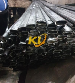 THÉP ỐNG OVAL 15X30/ HỘP OVAL 15X30